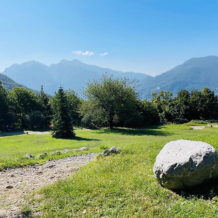 Agriturismo La Selvaggia Манделло-дель-Ларио Экстерьер фото